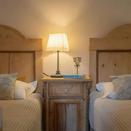 Villa Benka In - Haus Fuer 8-9 Personen Radetići